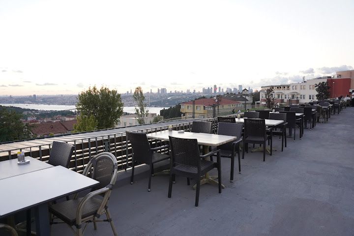 Park Cafe & Restaurant