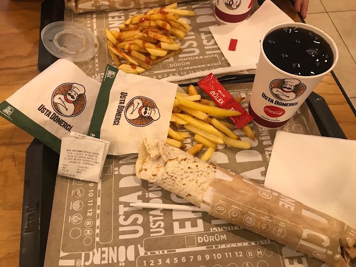 Usta Dönerci - Akasya Acıbadem AVM Şubesi