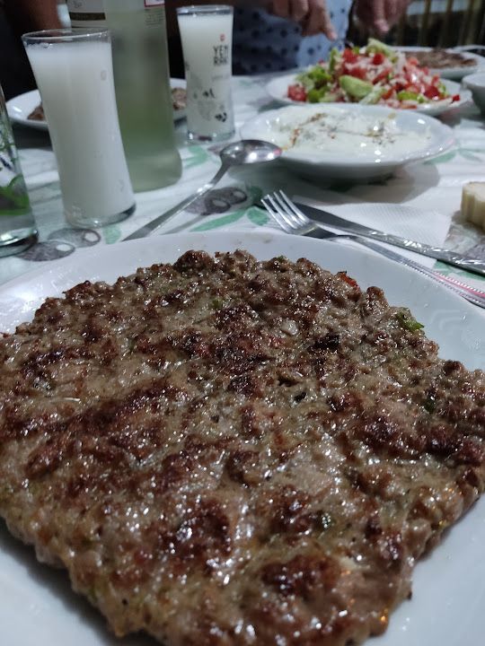 Şalgamlı Üzeyir Et Lokantası