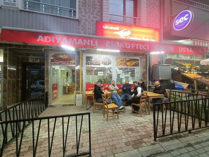 Adıyamanlı Çiğköfteci Ömür Usta