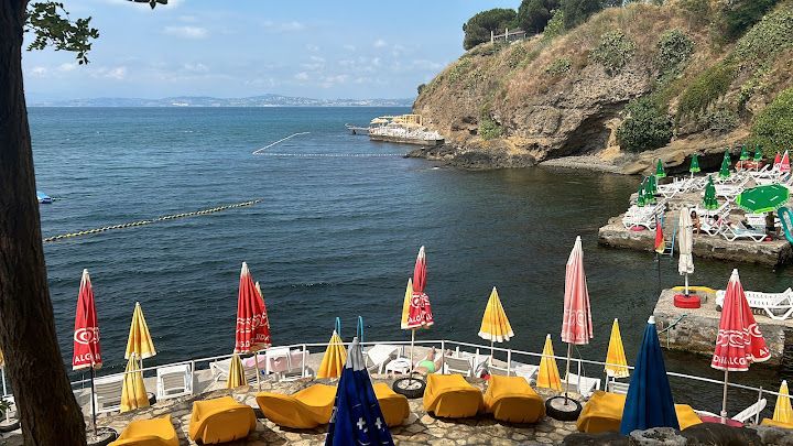 Vira Beach Filika Bar