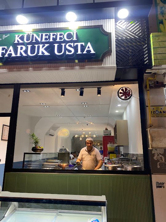 Künefeci Faruk Usta