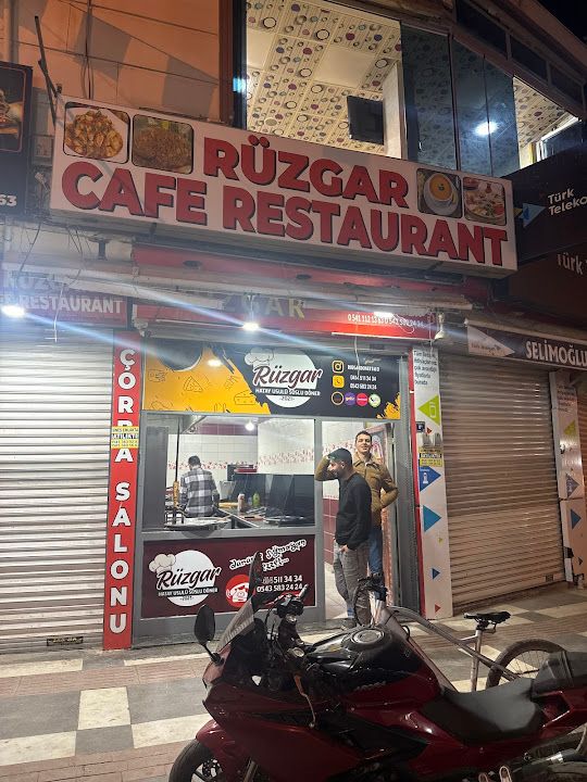 Rüzgar Döner ve İskender Salonu