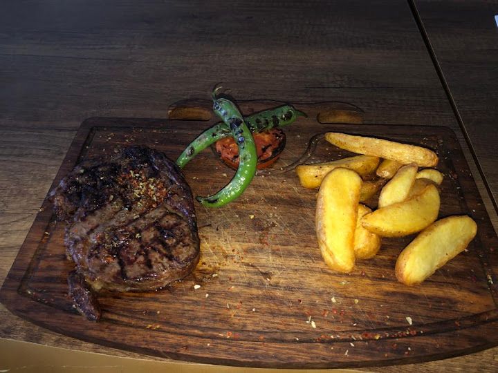 Mengeretli Steak House