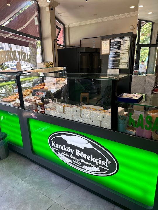 Tarihi Karaköy Börekçisi