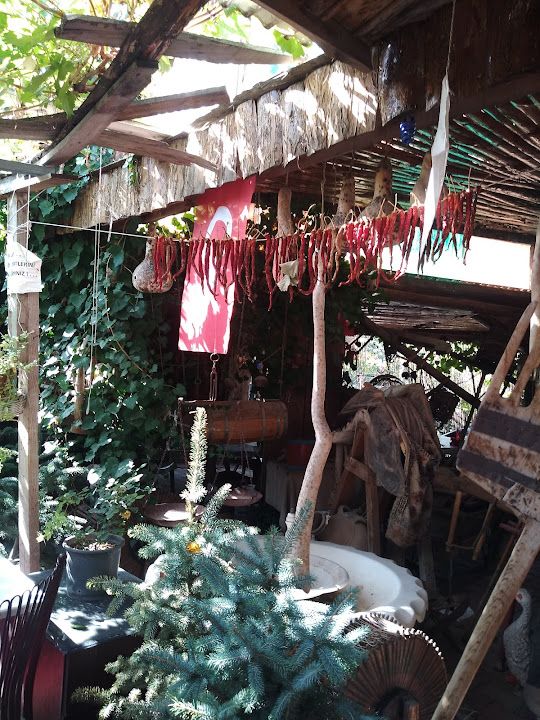 Paradise Lokantası