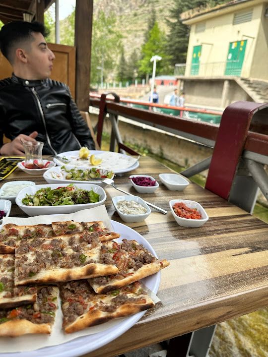 Gözbaşı Restoran Ve Çay Bahçesi