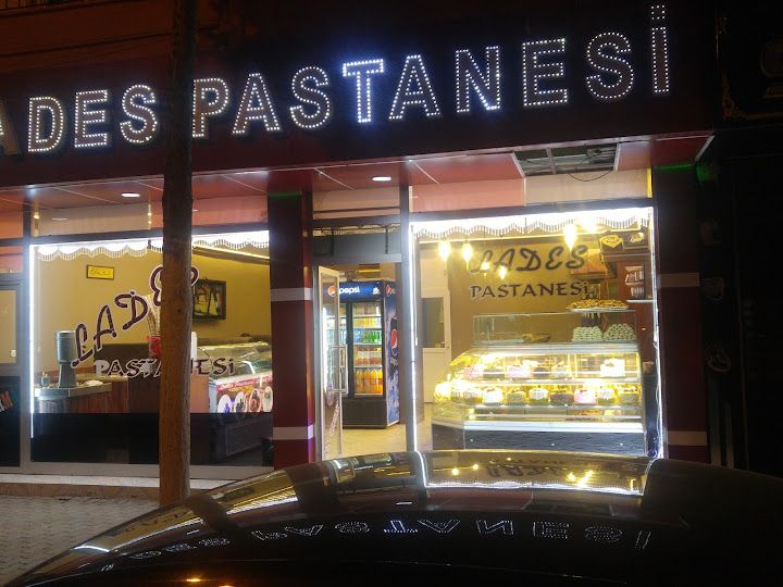 Lades Pastanesi