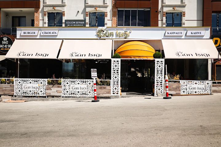 Gün Işığı Çikolata Kafe