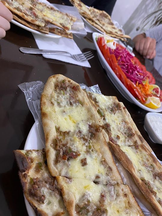 Güçlü Etli Pide