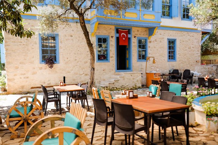 Zaadem Cafe Restaurant