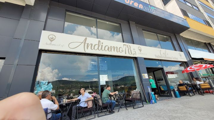 Andiamo 78.5 Cafe