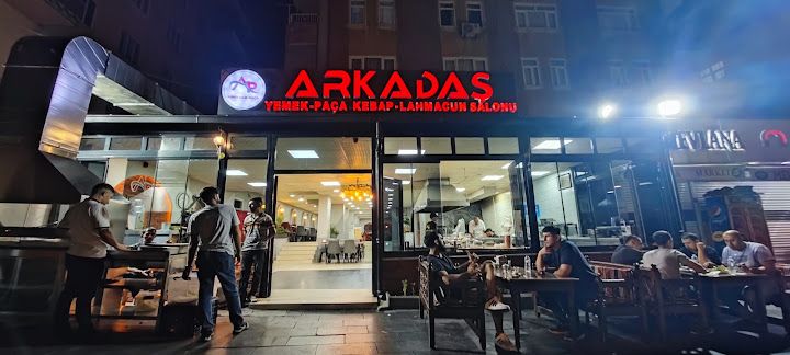 Arkadaş Paça Salonu