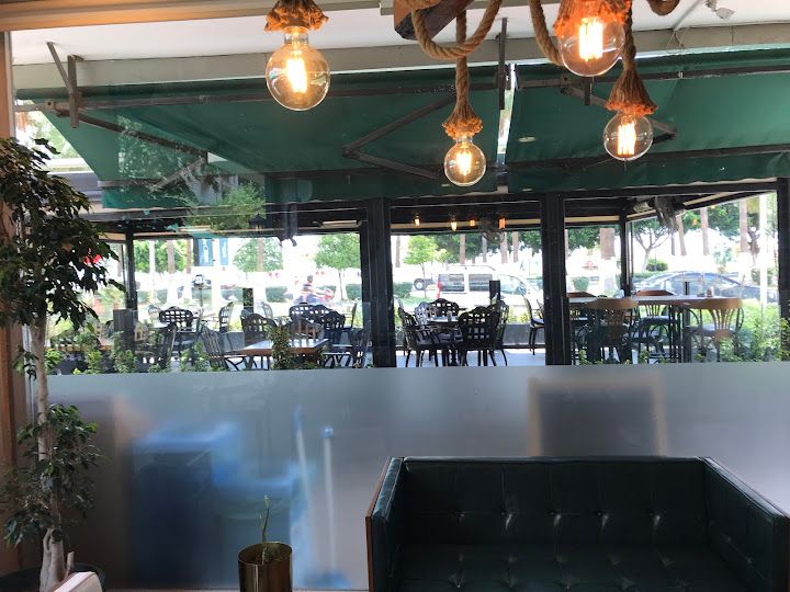 Brewser Coffe Shop