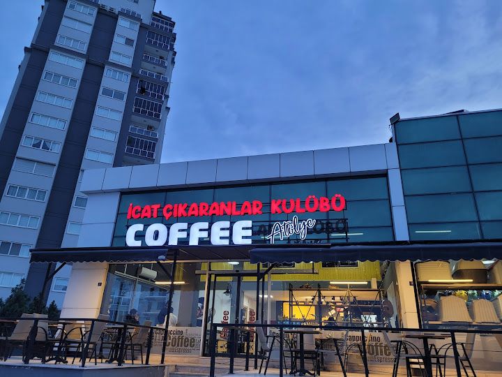 İcat Çıkaranlar Kulübü Coffee & Atölye No:2