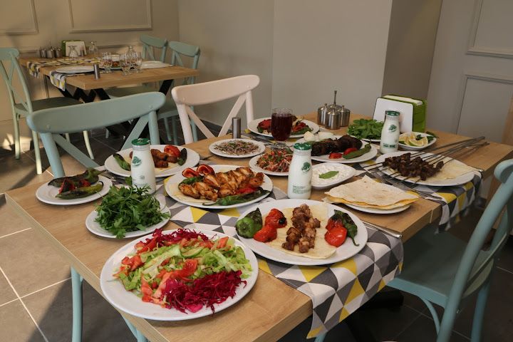 Mantız El Kıyması Kebap