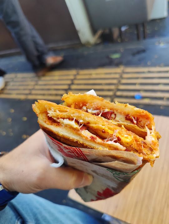 Meşhur Ezel Tost