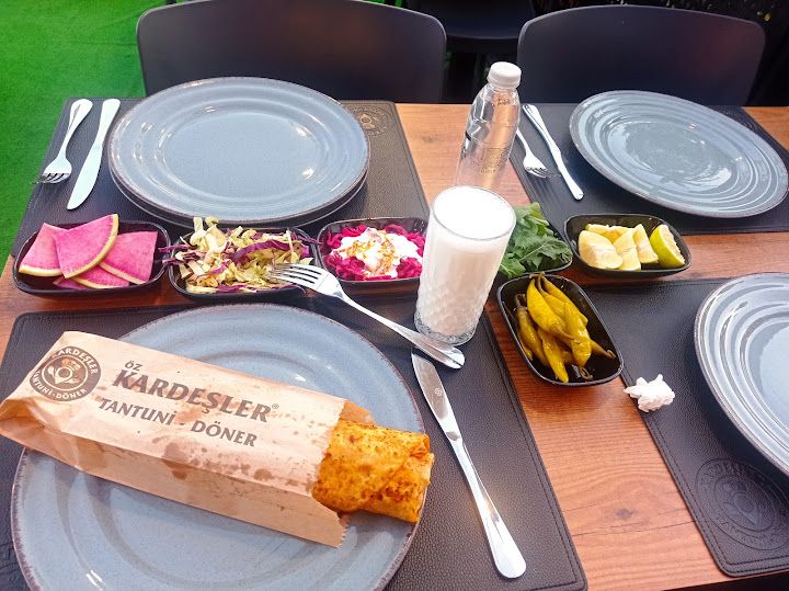 Özkardeşler Tantuni & Döner Pozcu