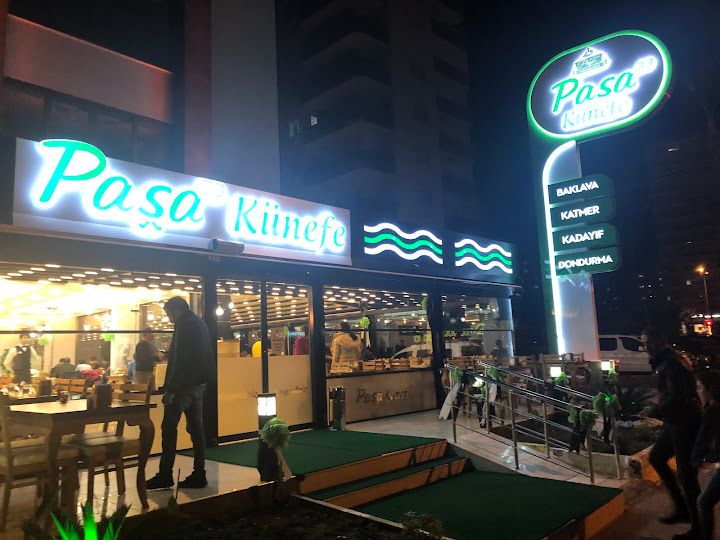 Paşa Efendi Künefe & Baklava