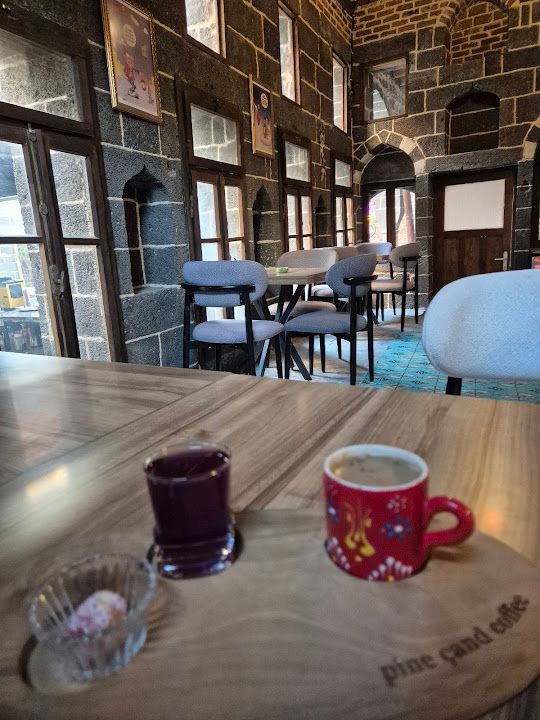 Pine_candcoffe