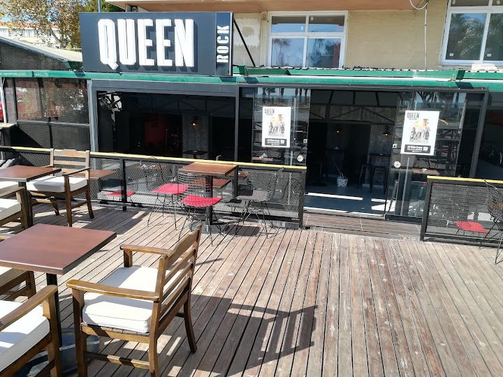 QUEEN BAR