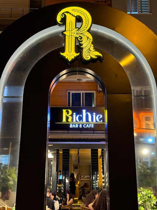 Richie Bar & Cafe