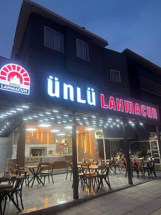 Ünlü Lahmacun