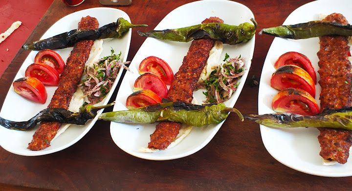 Yakamoz Kebap Salonu