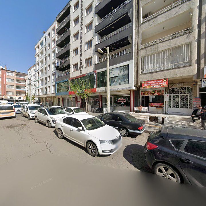 Zana Tavuk Kanat Ciǧer Ve Çiğköfte Salonu