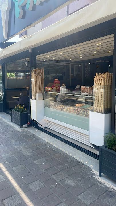 Palmiye dondurma salonu