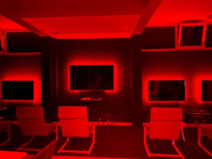 Red Class Playstation