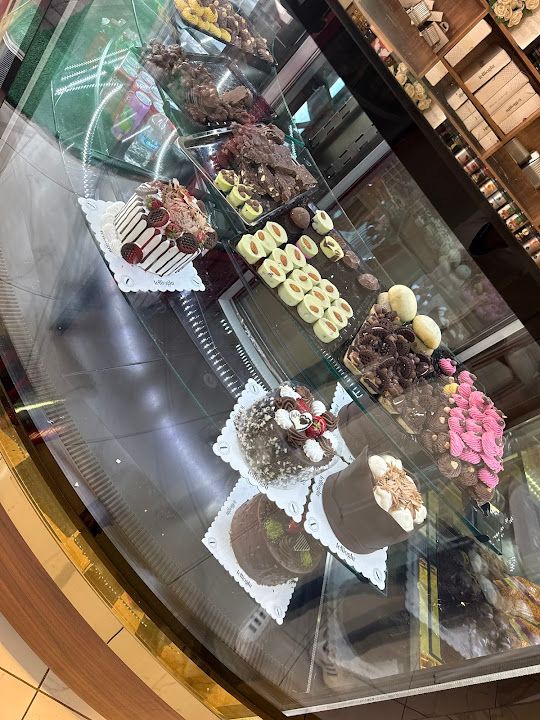 Lavinya Coffe Patisserie