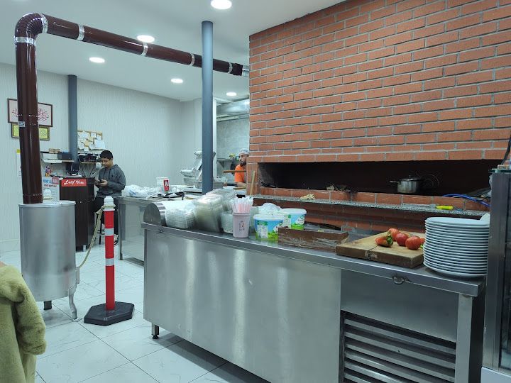Latif Usta