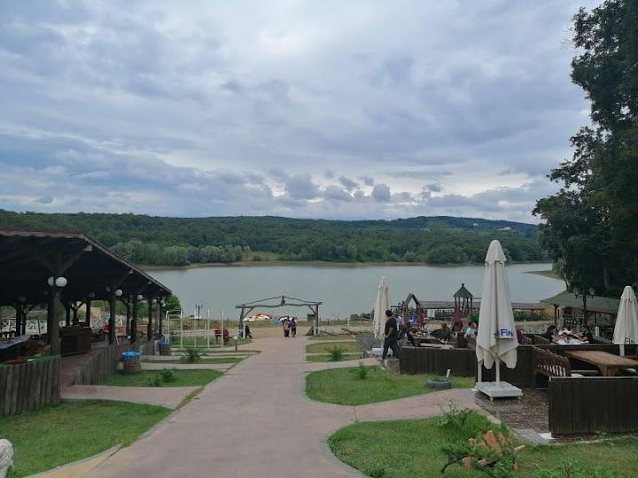 Yıldız Country Otel Ve Parkyıldız Tesisleri - Bektaşağa Göleti