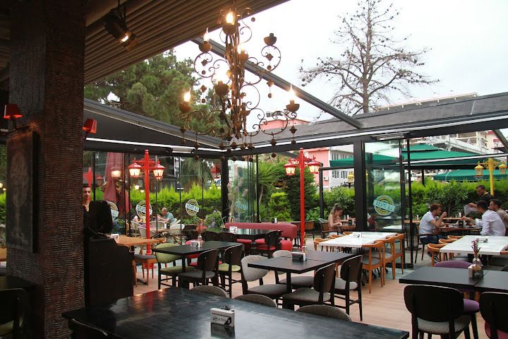 Lamess Cafe & Restorant