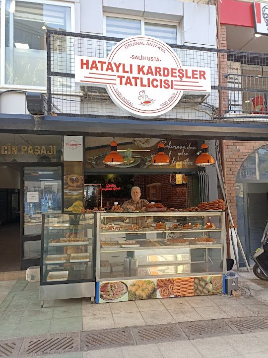 Hataylı Kardeşler Tatlıcısı Salih Usta