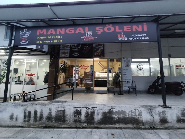 Mangal Şöleni