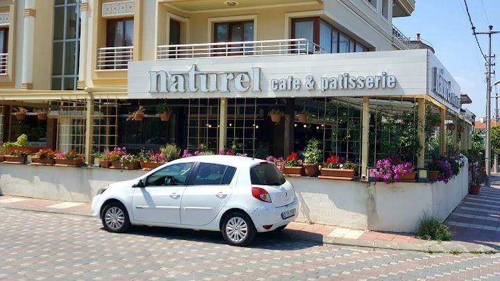 Naturel Cafe & Patisserie