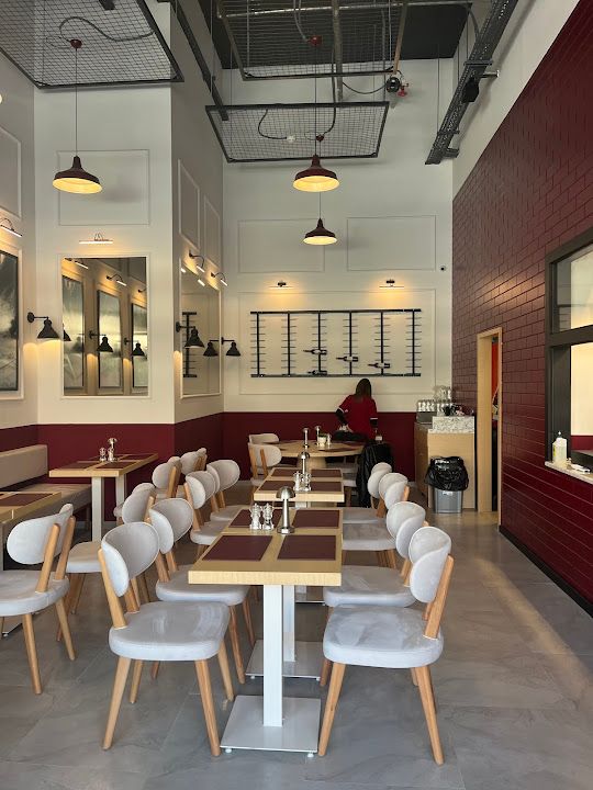 Raveo’s Pastificio Manisa