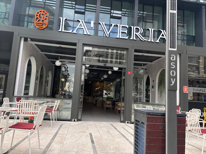 La Veria Coffee Cevizlibağ