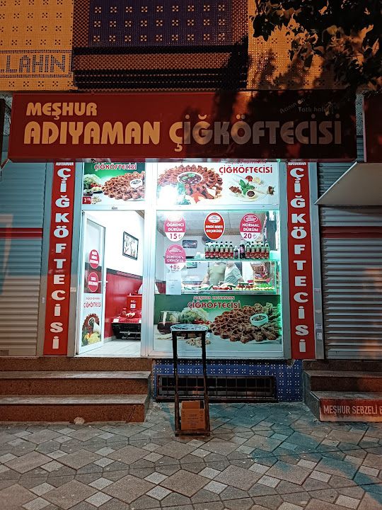 Meşhur Adıyaman Çiğköftecisi Yıldırım Usta