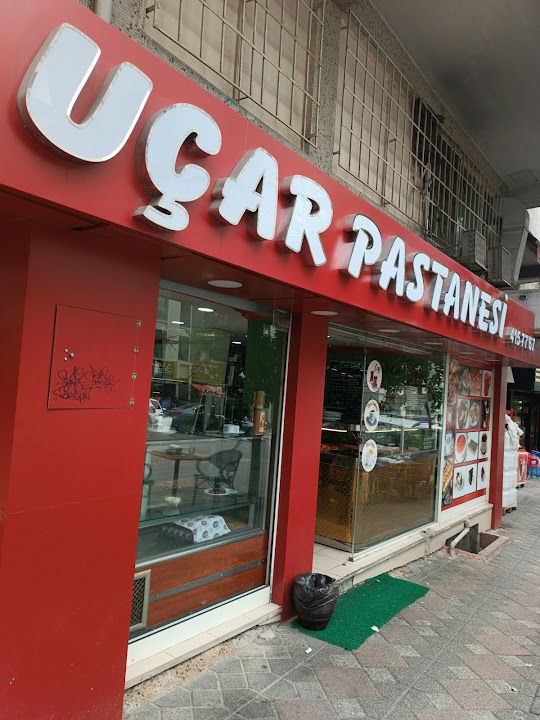 Uçar Pastanesi