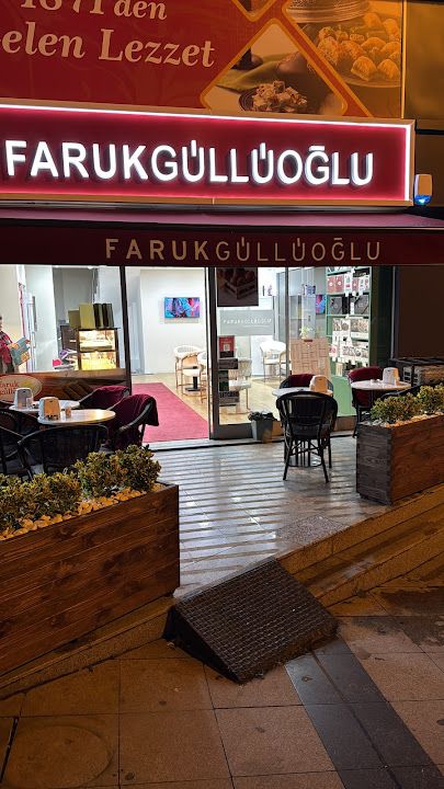Zeytinburnu (telsiz Mh.) Faruk Güllüoğlu