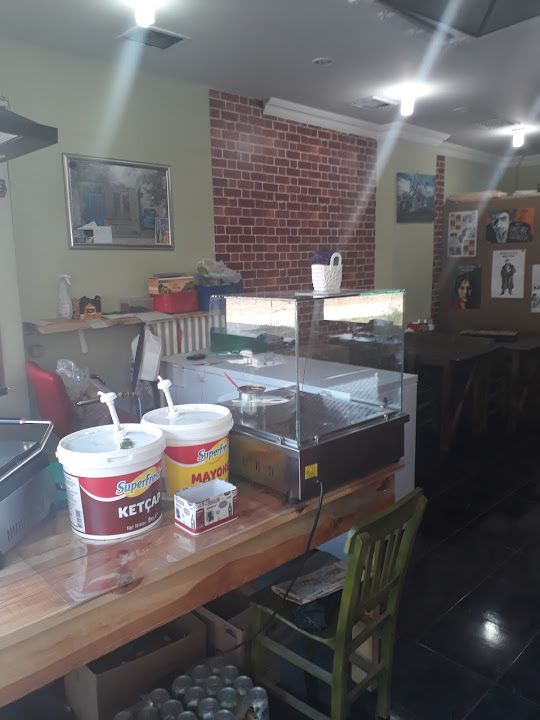 London Butik Cafe